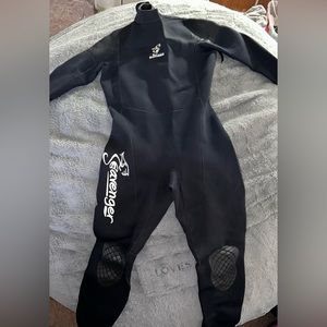 Unisex XL Seavenger wet suit